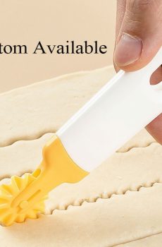 4-in-1 Multifunctional Pastry Cutter Wheel - Flower Shaped
